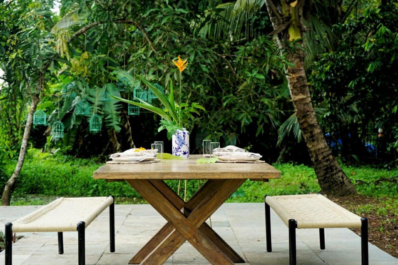 Sunsets And Palm Trees Bed & Breakfast Alappuzha Ngoại thất bức ảnh