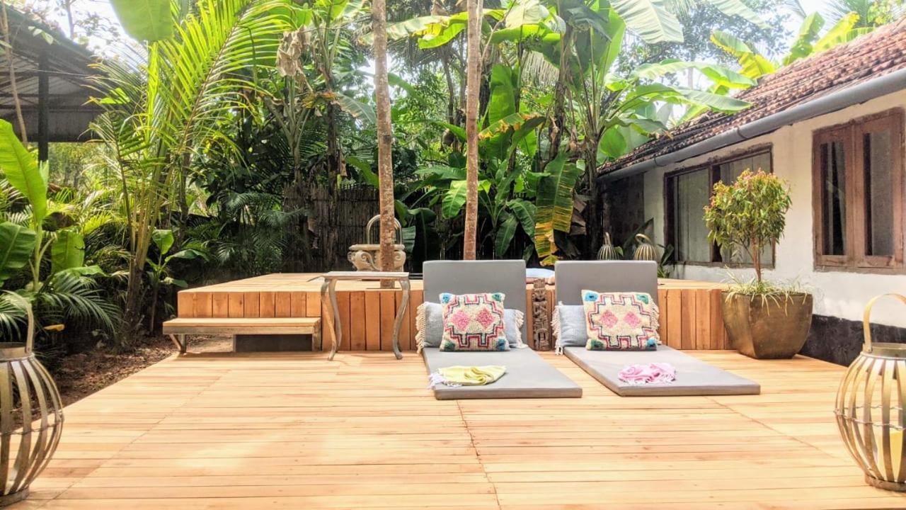 Sunsets And Palm Trees Bed & Breakfast Alappuzha Ngoại thất bức ảnh