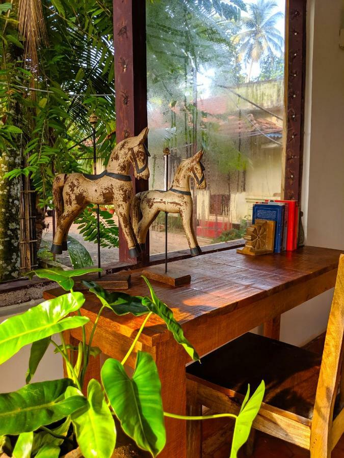 Sunsets And Palm Trees Bed & Breakfast Alappuzha Ngoại thất bức ảnh
